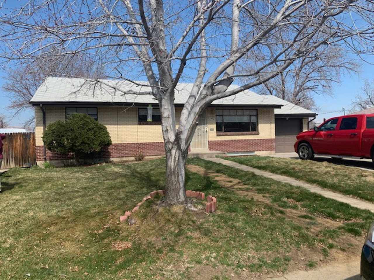 ** Move in Special** 3 bed 2 bath Ranch w/ finished basement in MarLee Neighborhood