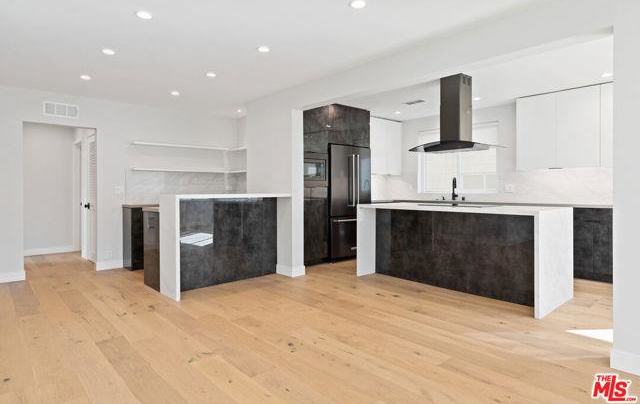 153 South Palm Drive