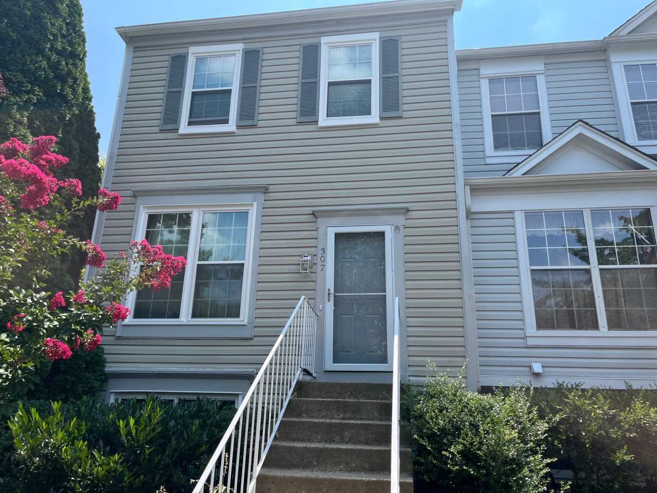 307 Coltsridge Ter NE