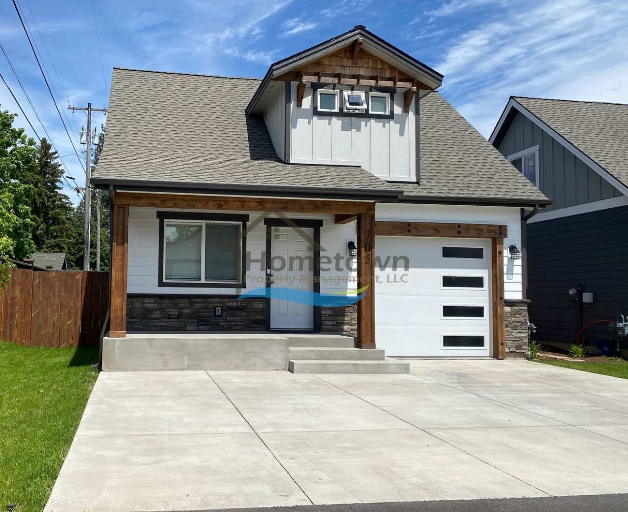 Beautiful Brand New Custom Craftsman Home in Coeur d'Alene with 2 Bedrooms and 1.5 Bathrooms!