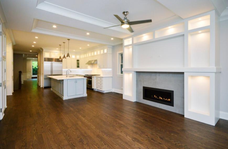 4727 North Winchester Avenue