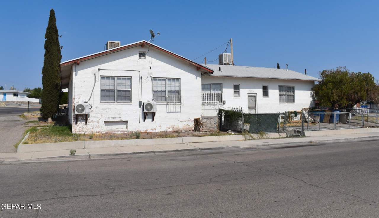 5000 TROWBRIDGE Drive unit: 2