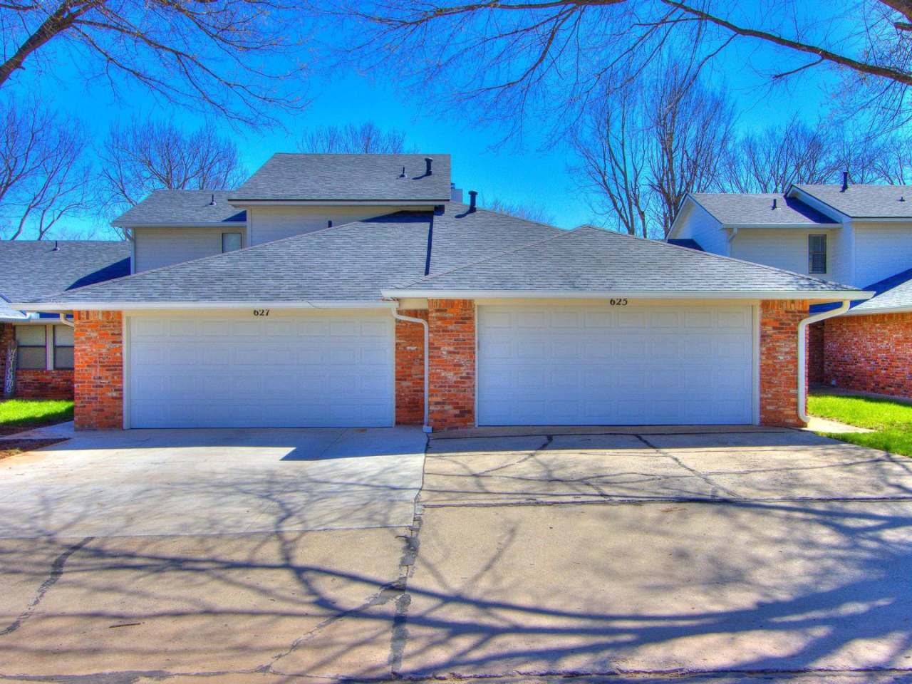 Beautiful 3bed/2bath Townhome Available in Westside Norman!!