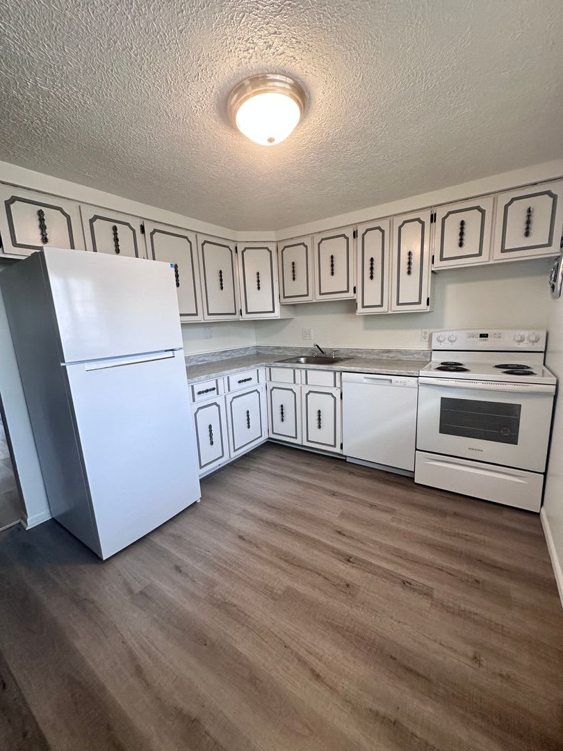 2 Bedroom and 1.5 Bathroom Apartment in Beaver PA!