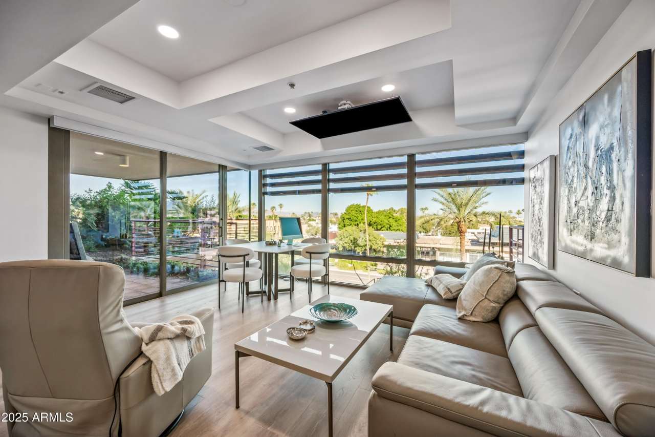 7167 E RANCHO VISTA Drive unit: 4008