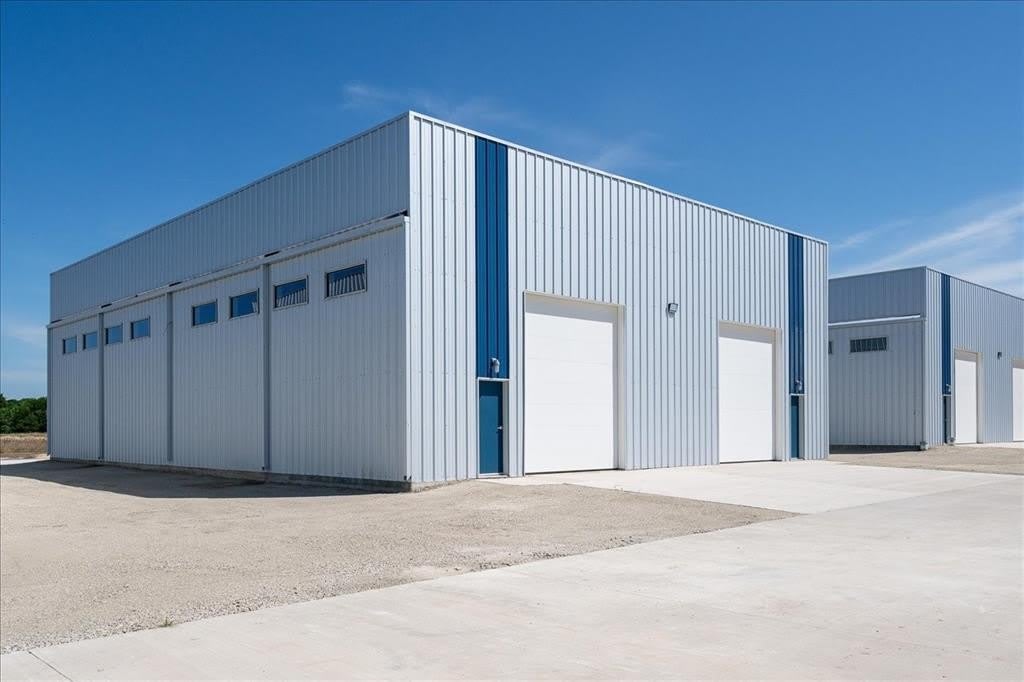 9020 S State Highway 121