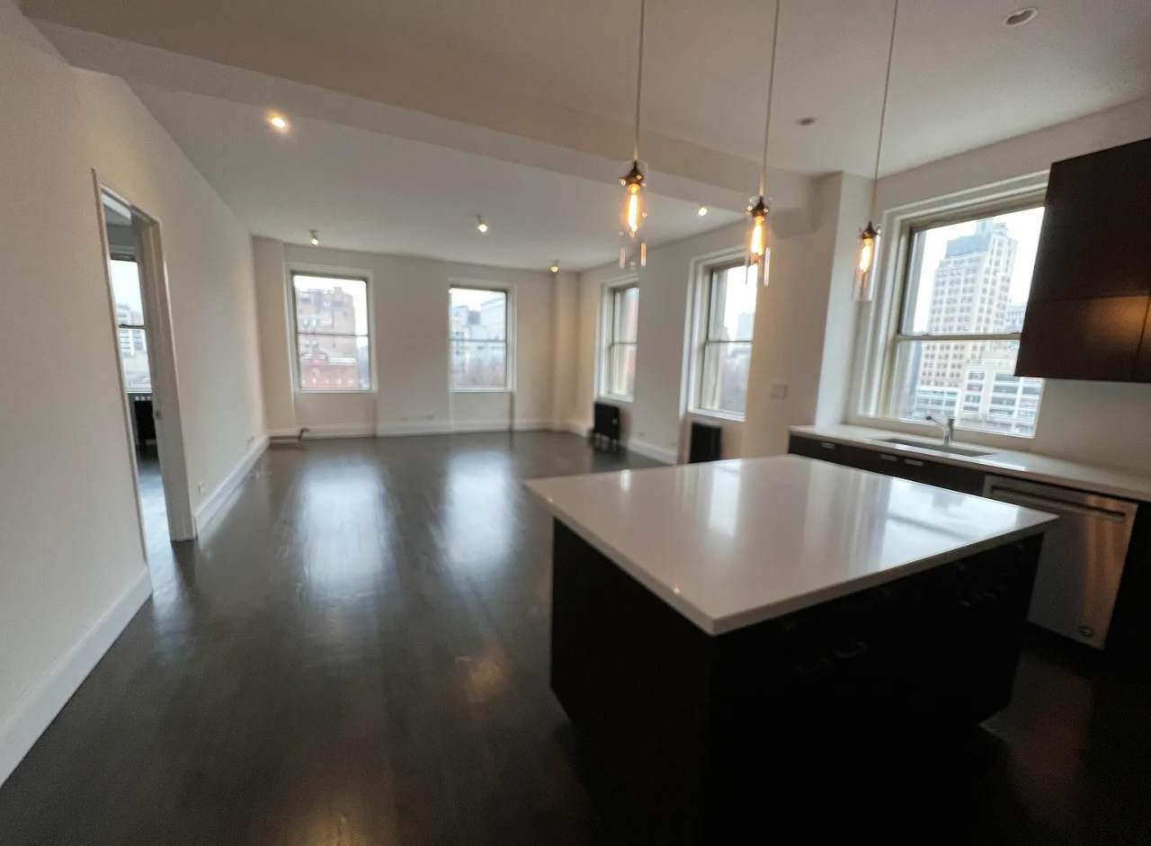 31 Union Sq W Apt 7A