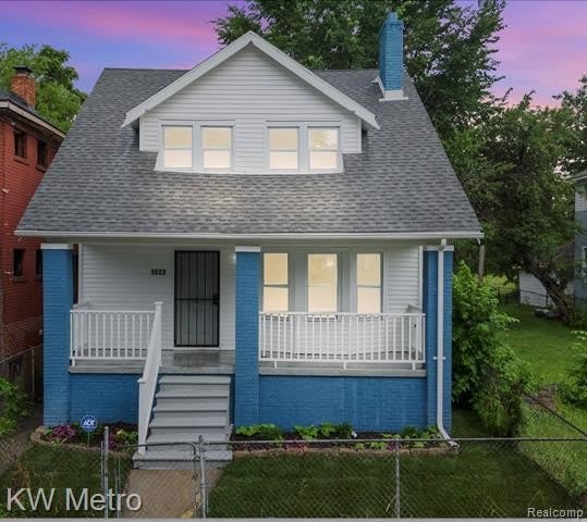 1623 Gladstone Street