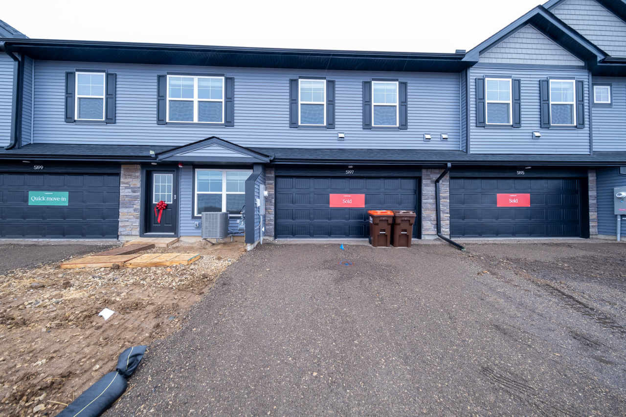 5197 Long Pointe Pass