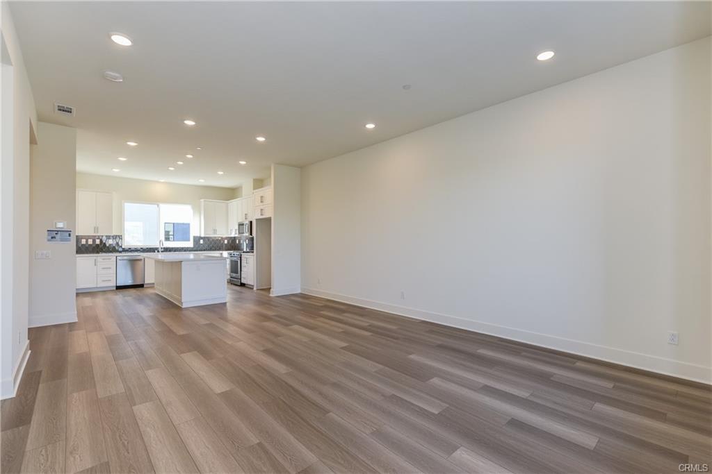 16432 Compass Avenue