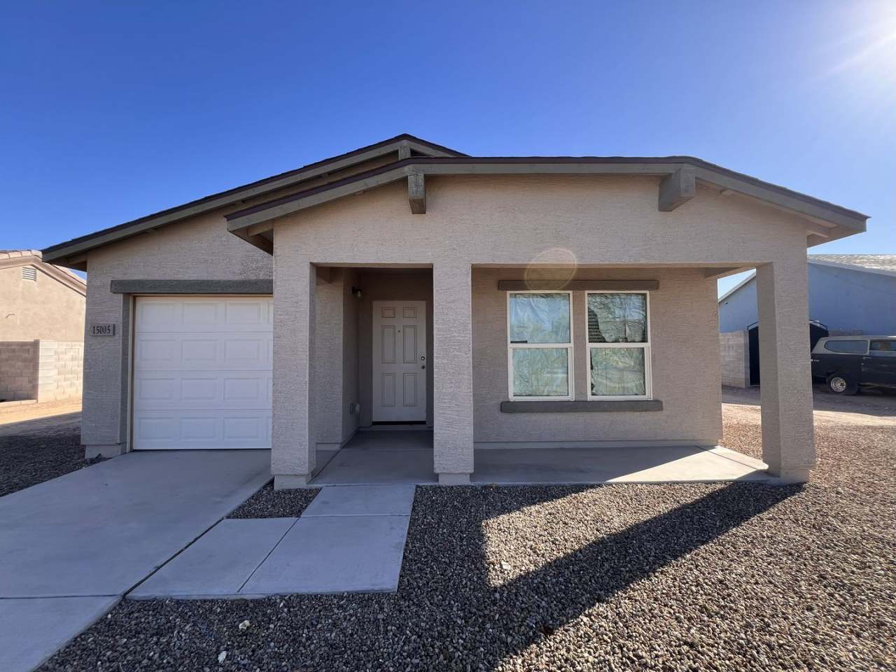 MOVE IN SPECIALS, INTERESTED? 4 BED | 2 BATH | SINGLE-LEVEL HOME