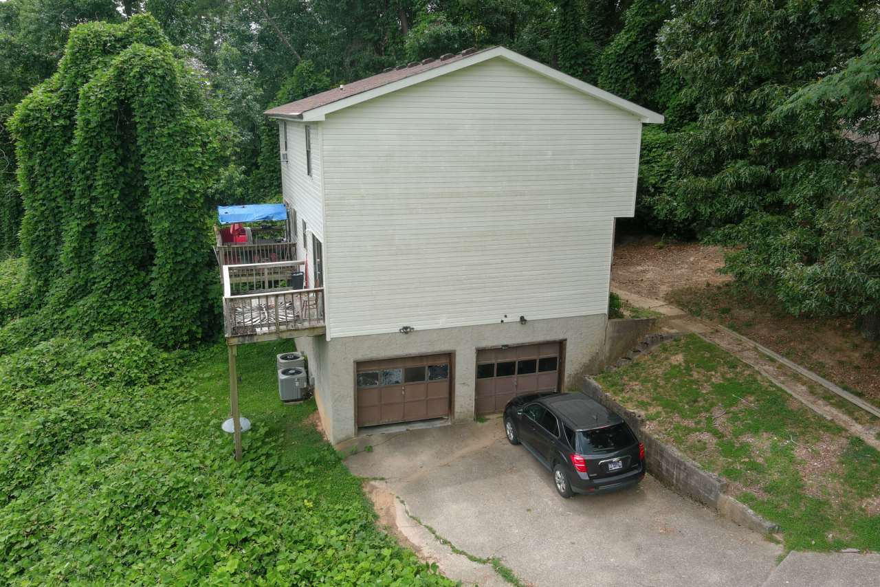 3632 Idlewild Circle