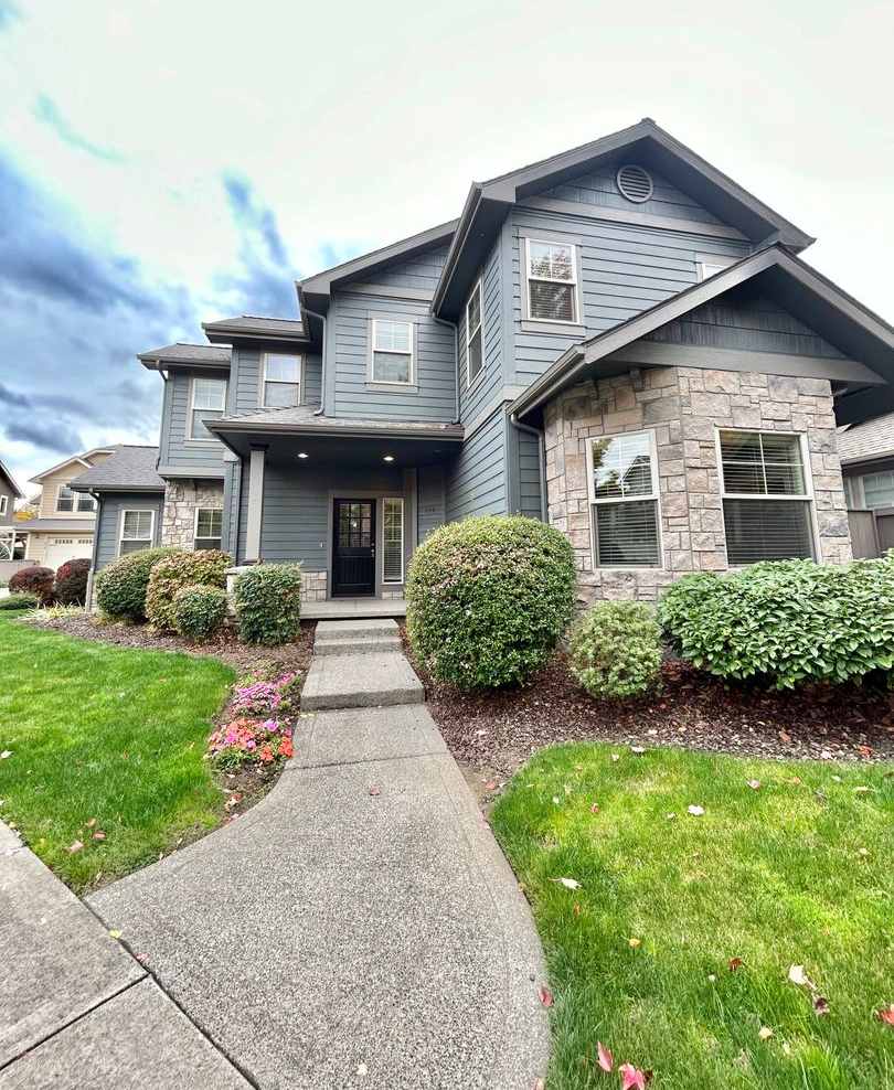 3 Bedroom 2.5 Bath House