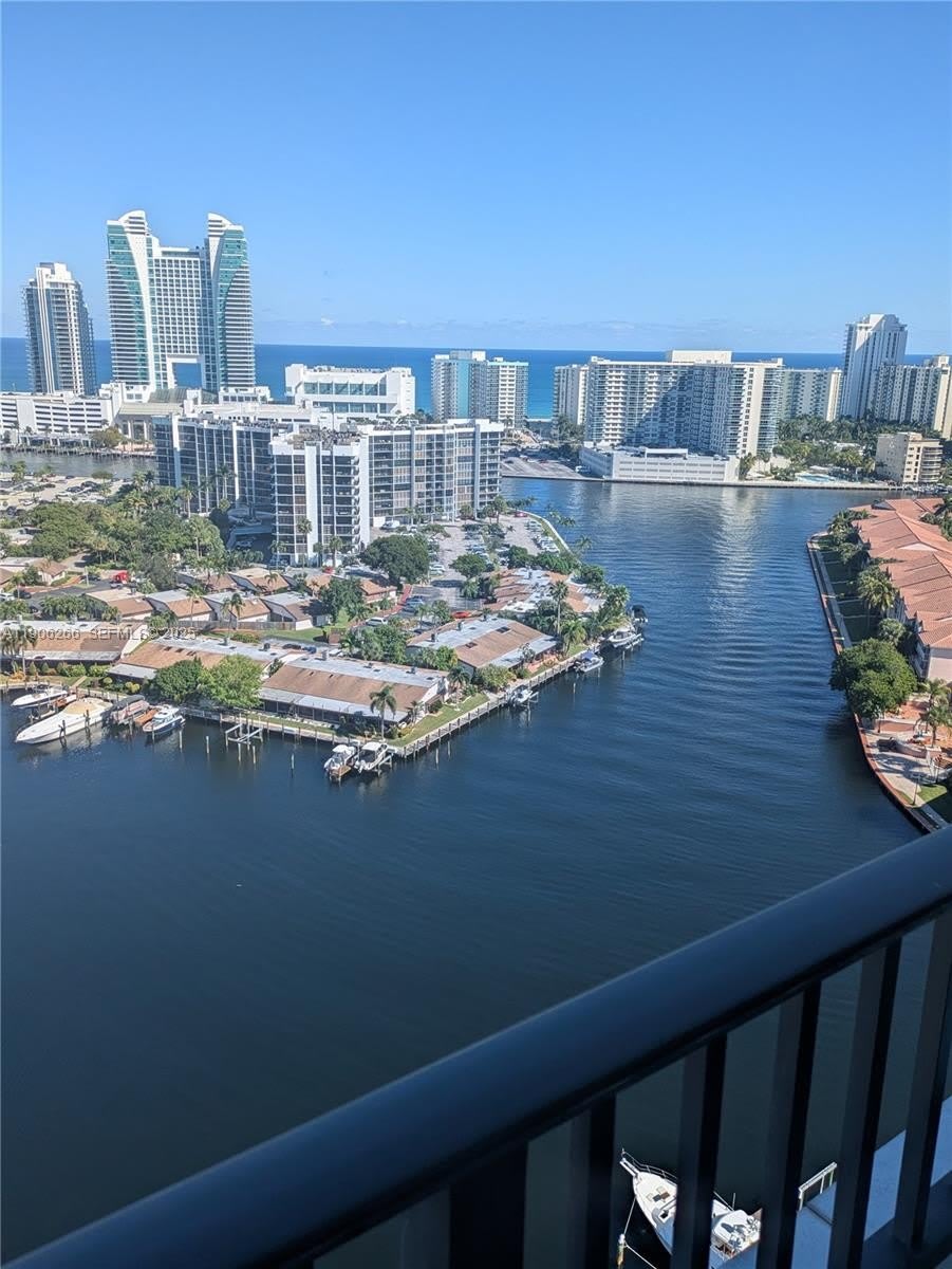 300 Three Islands Blvd