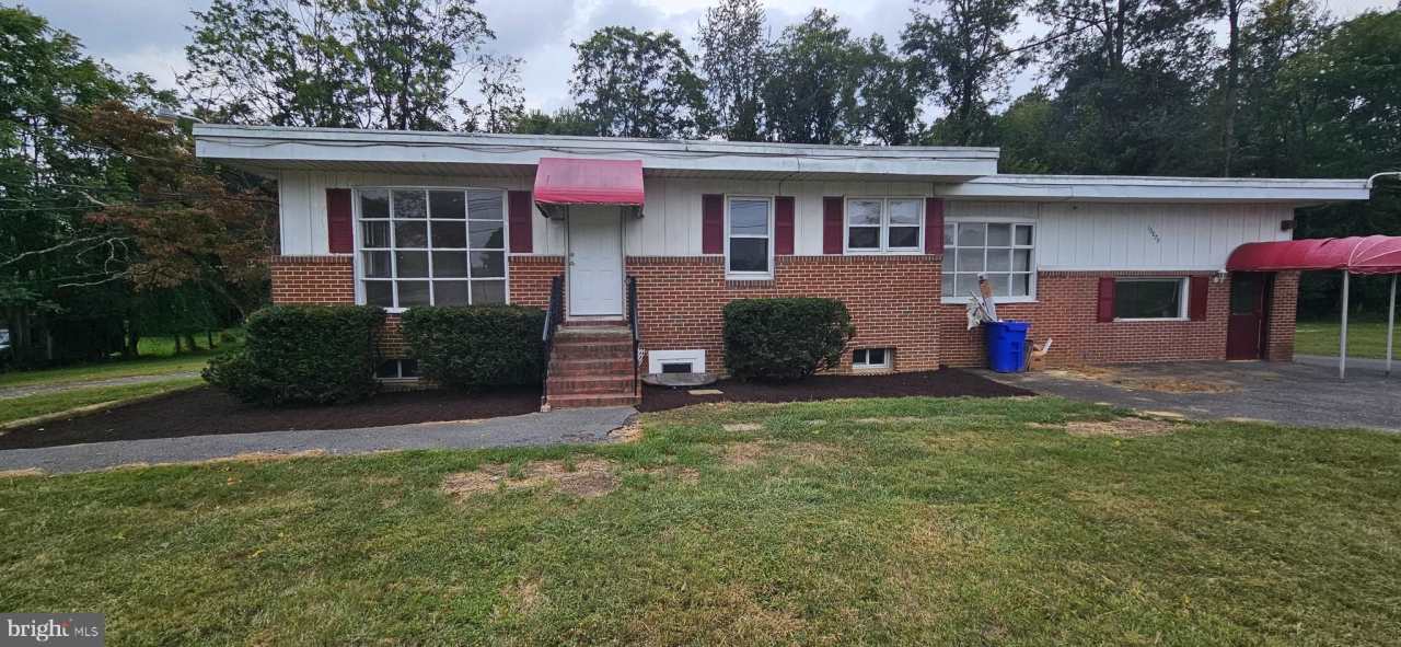 10879 CLARKSVILLE Pike unit: A