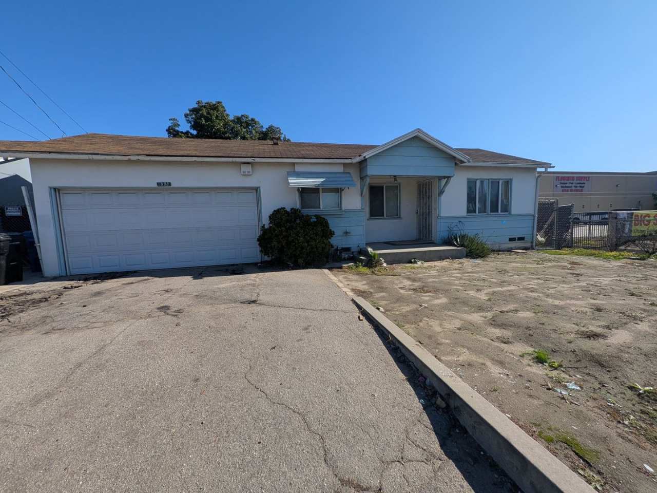 Charming Newly Remodeled 2-Bedroom Home