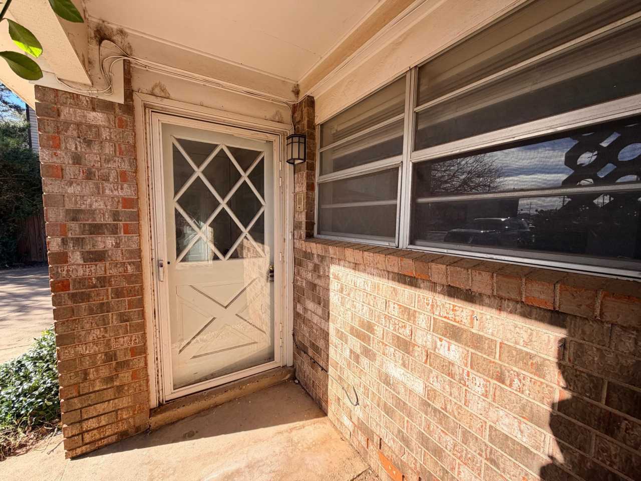 3314 81st Street unit: B