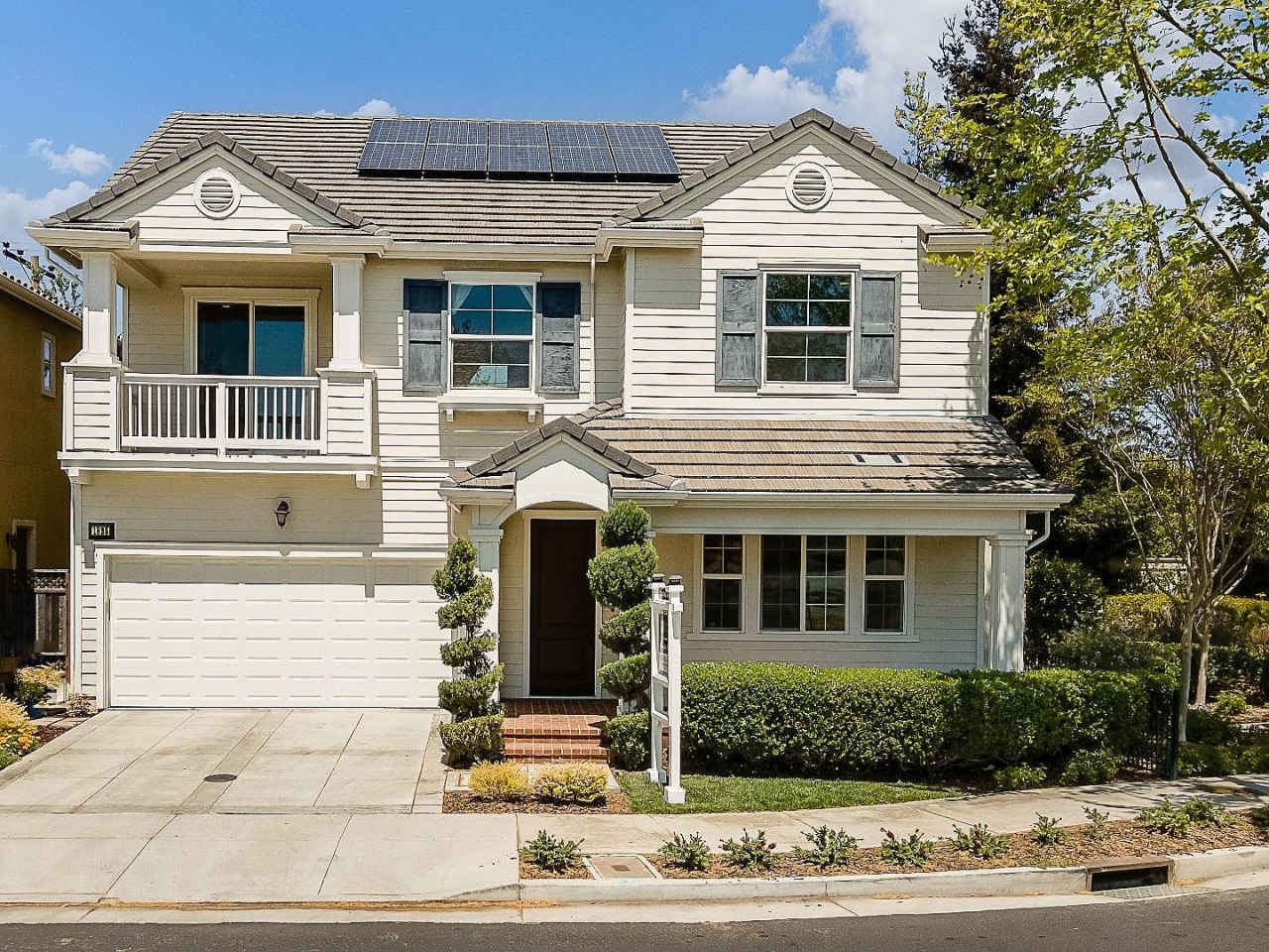 1825 Worthington Cir