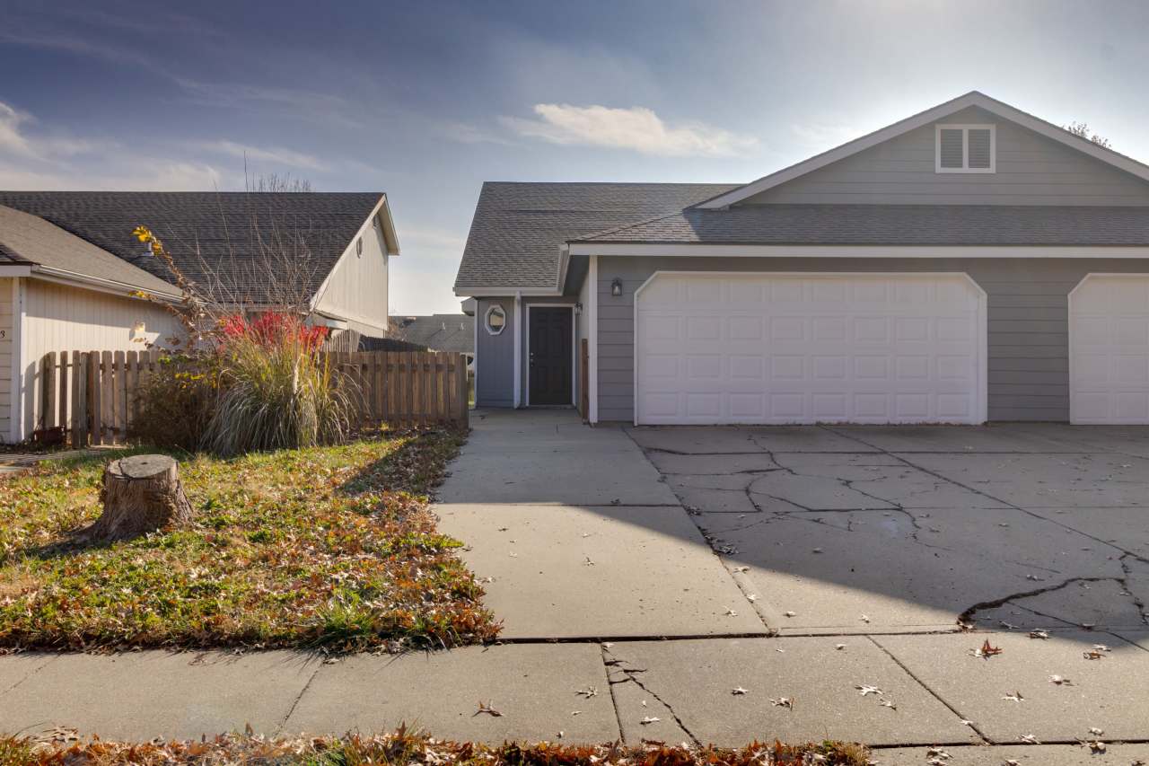 4025 Overland Drive - 1