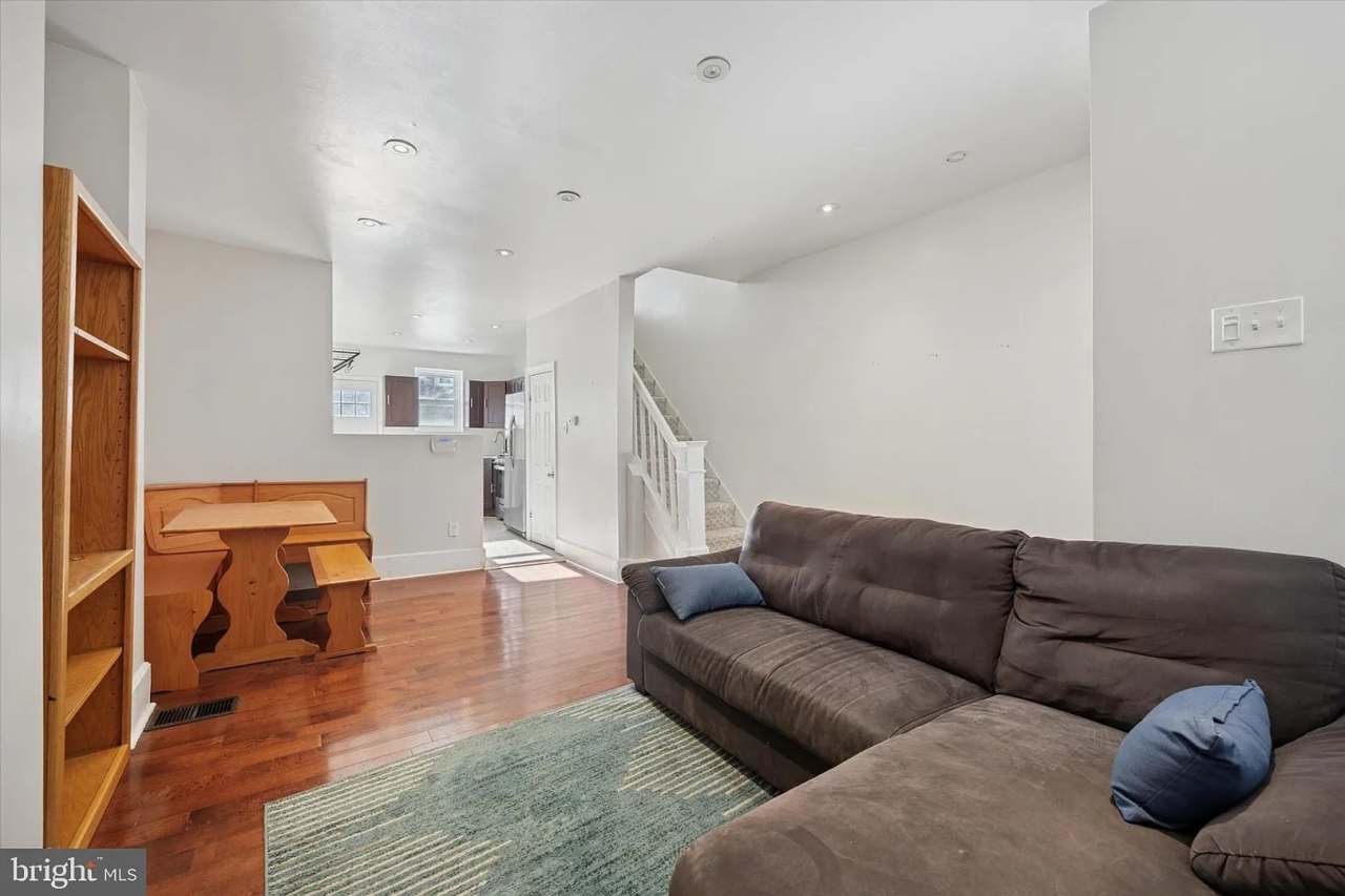 Modern 3-Bedroom Rowhome with Backyard Patio in Point Breeze — Accepting ALL PHA voucher holders