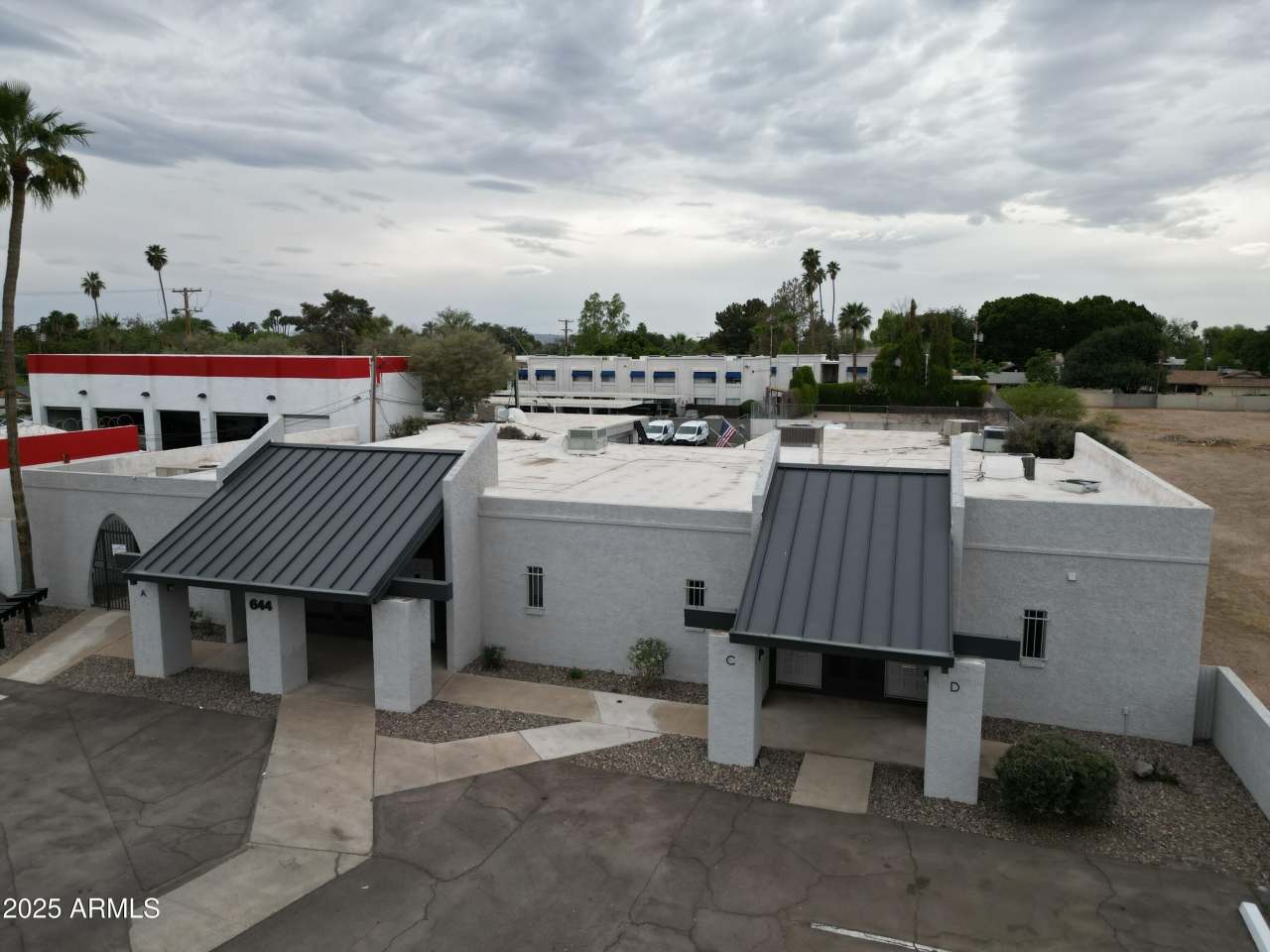 644 N COUNTRY CLUB Drive unit: A