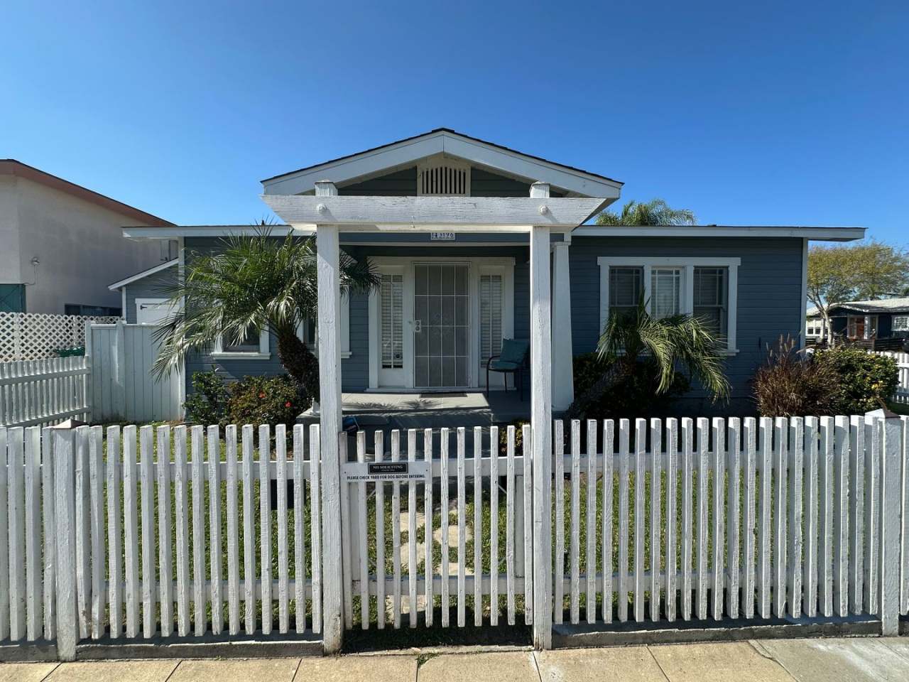 Quaint Craftsman House w/Garage, fenced yard, available now for 1 year lease to start!!!