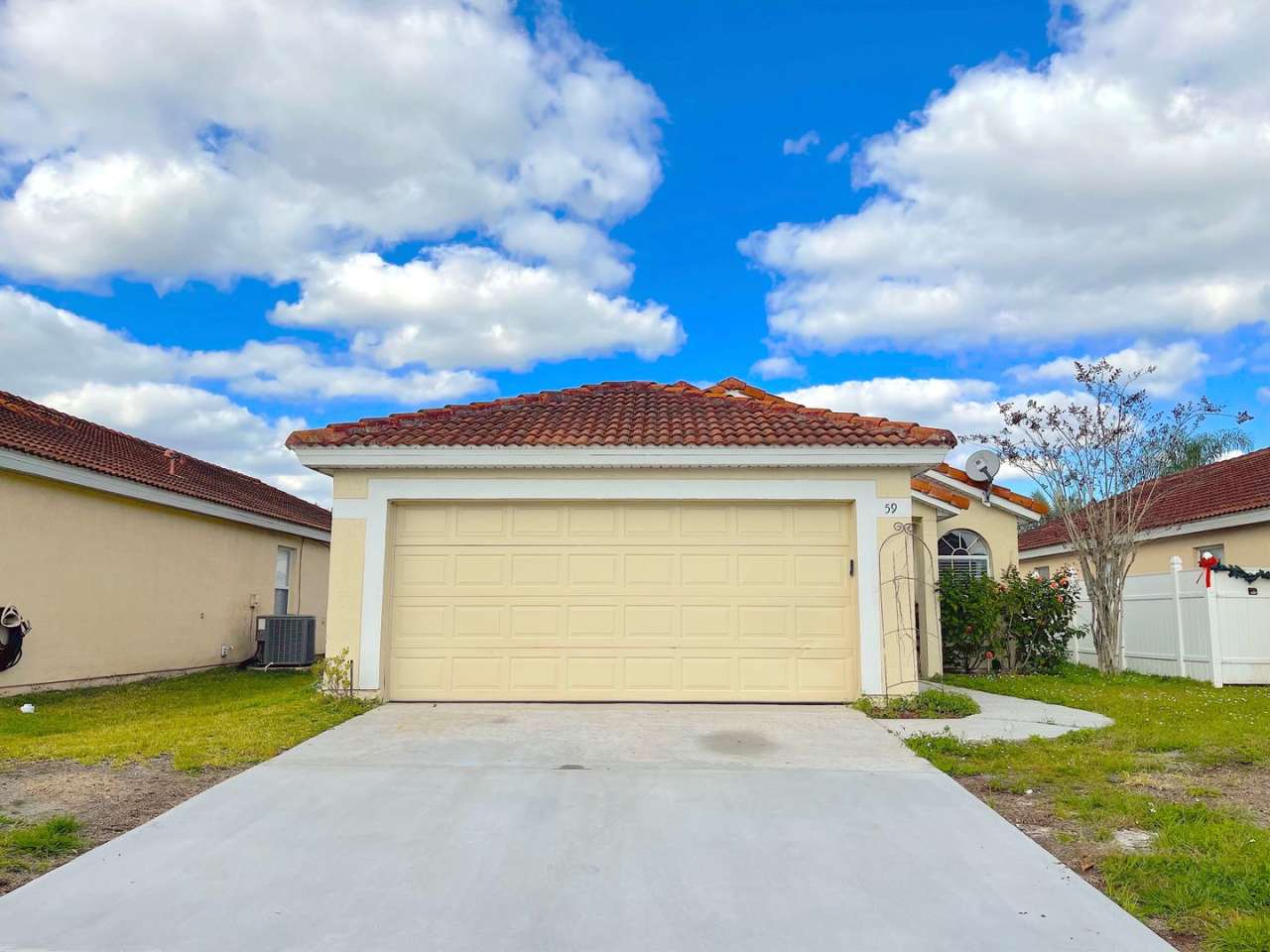 Tuscany Point. 3 bedrooms, 2 bathrooms. for rent