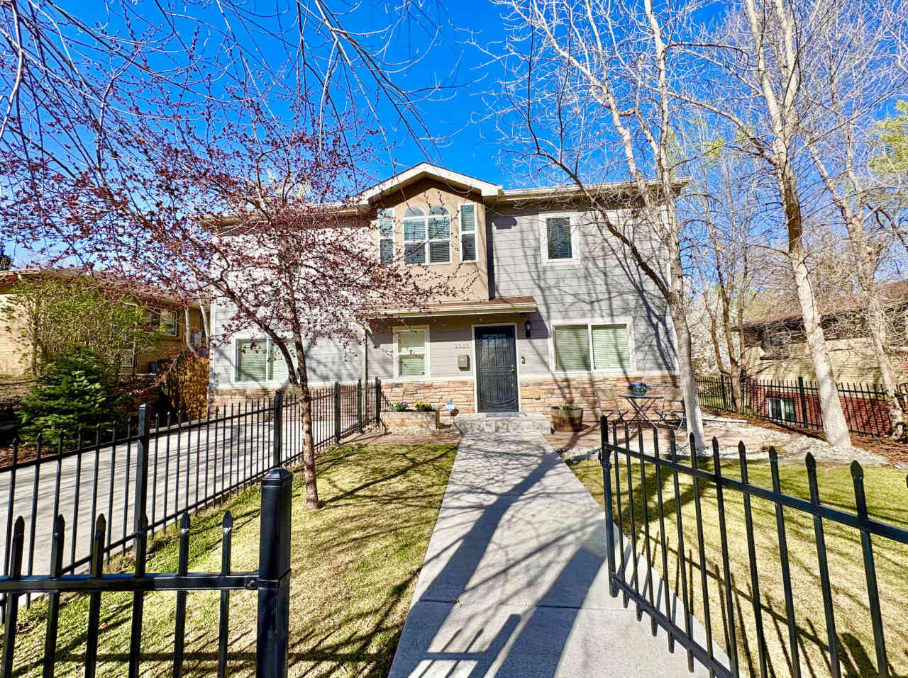 2525 South Pennsylvania Street