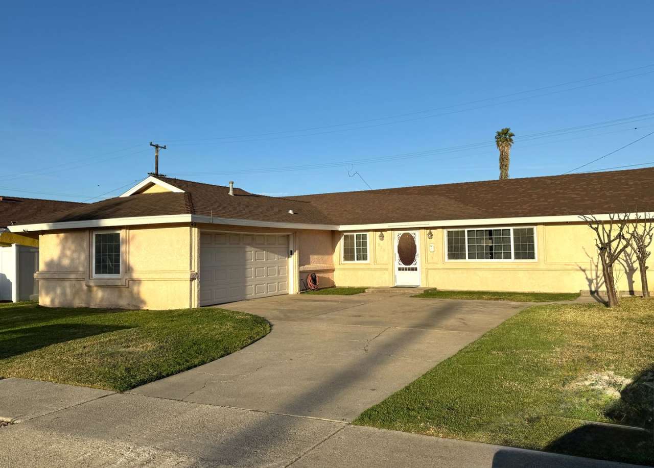 Single Story 4 Bedroom Home