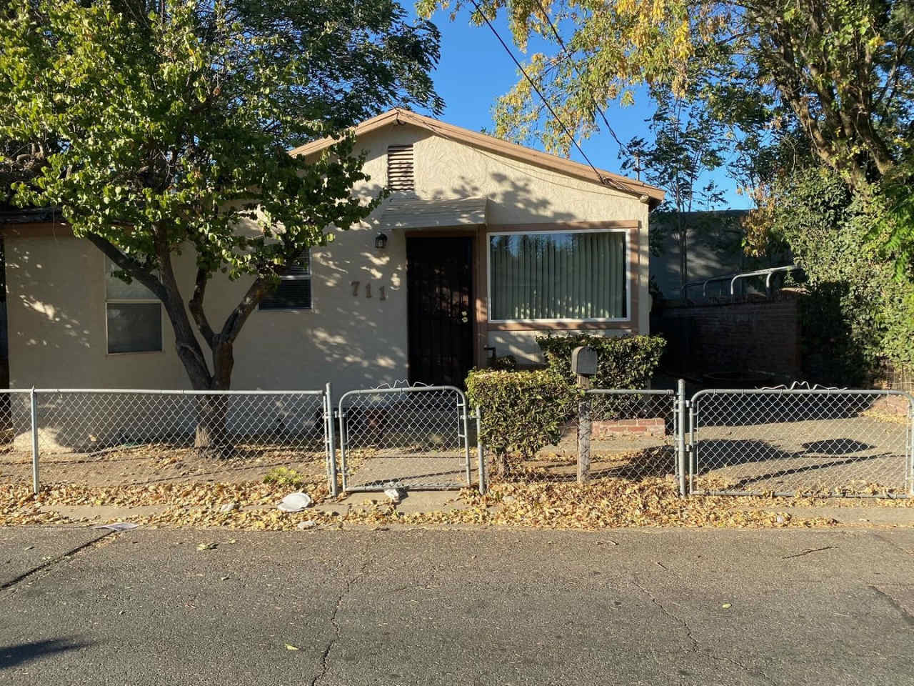 Cozy 1-Bedroom Home with Fenced Yard Near Highway 99 – Yuba City Gem!