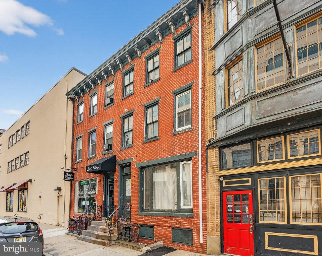 11 N WILLOW Street unit: 3