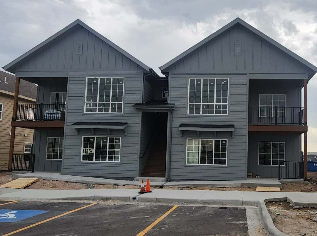 1920 Howling Moon Wy