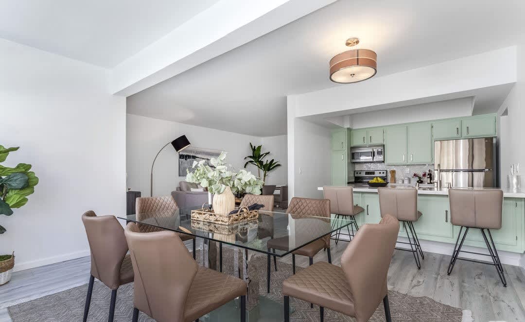 14144 Dickens St Apt 116