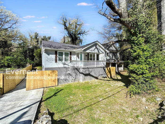 238 Anderson Avenue Northwest