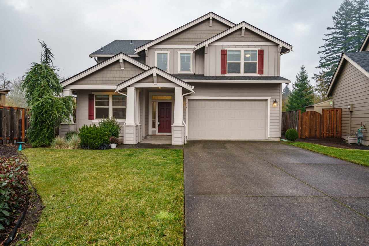 March Move In Special $500 Off Move In Fees Desirable Camas Location - Hills at Round Lake - 4 Bedroom with Den and Bonus Room