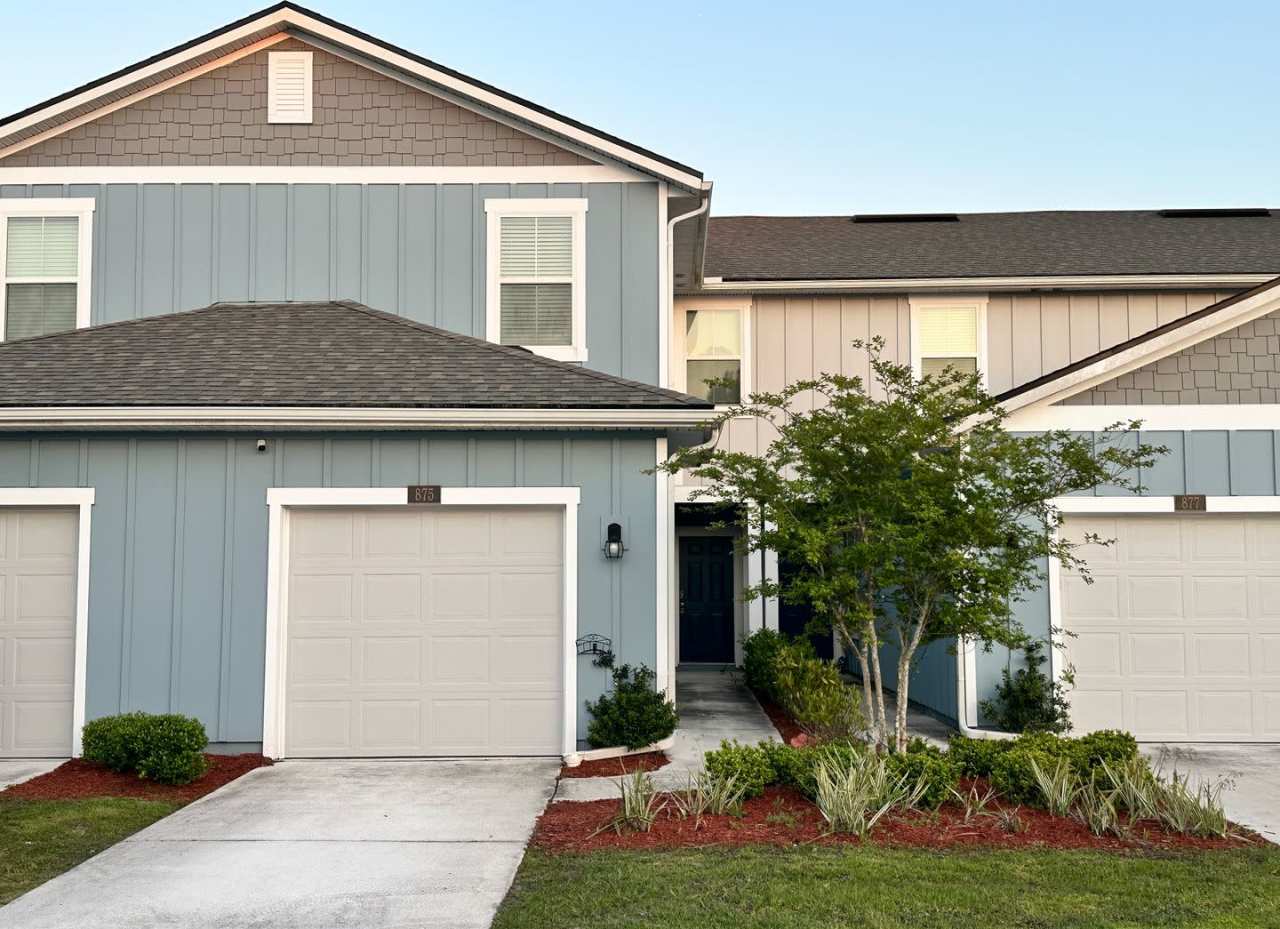 Great value 3 / 2.5 townhome in Capitol Park