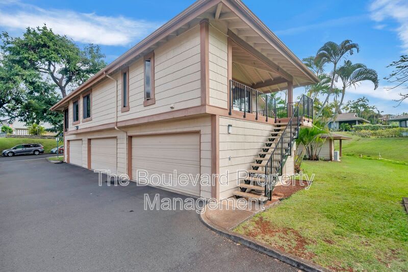 98-1807 Kaahumanu Street