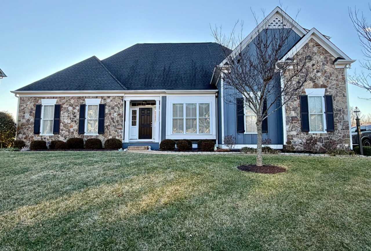 6883 Birmingham Drive - Spacious Crozet Home!