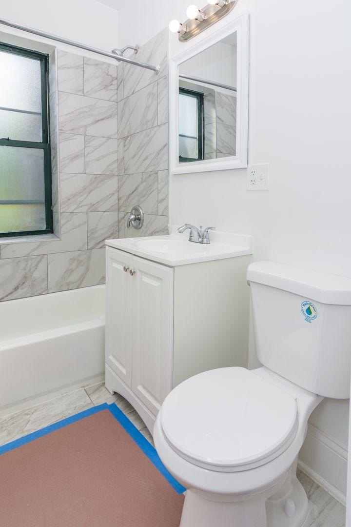 6711 South Cregier Ave.