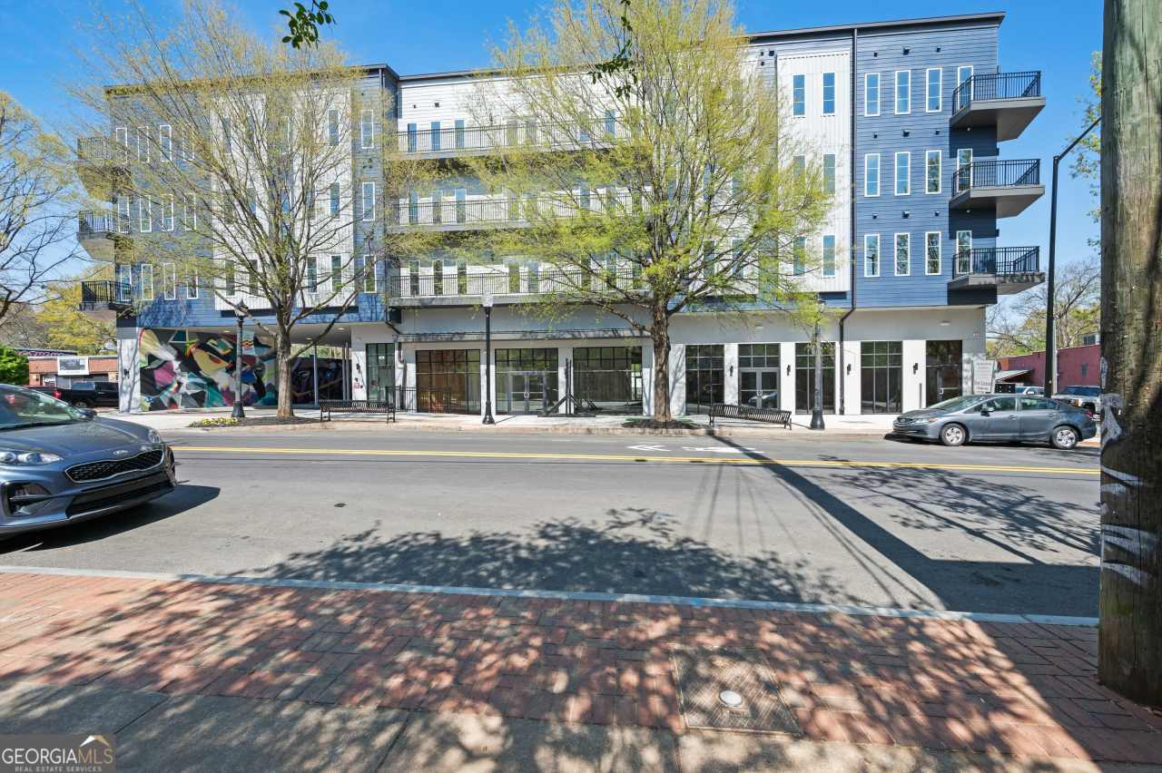 456 Flat Shoals AVE SE 406