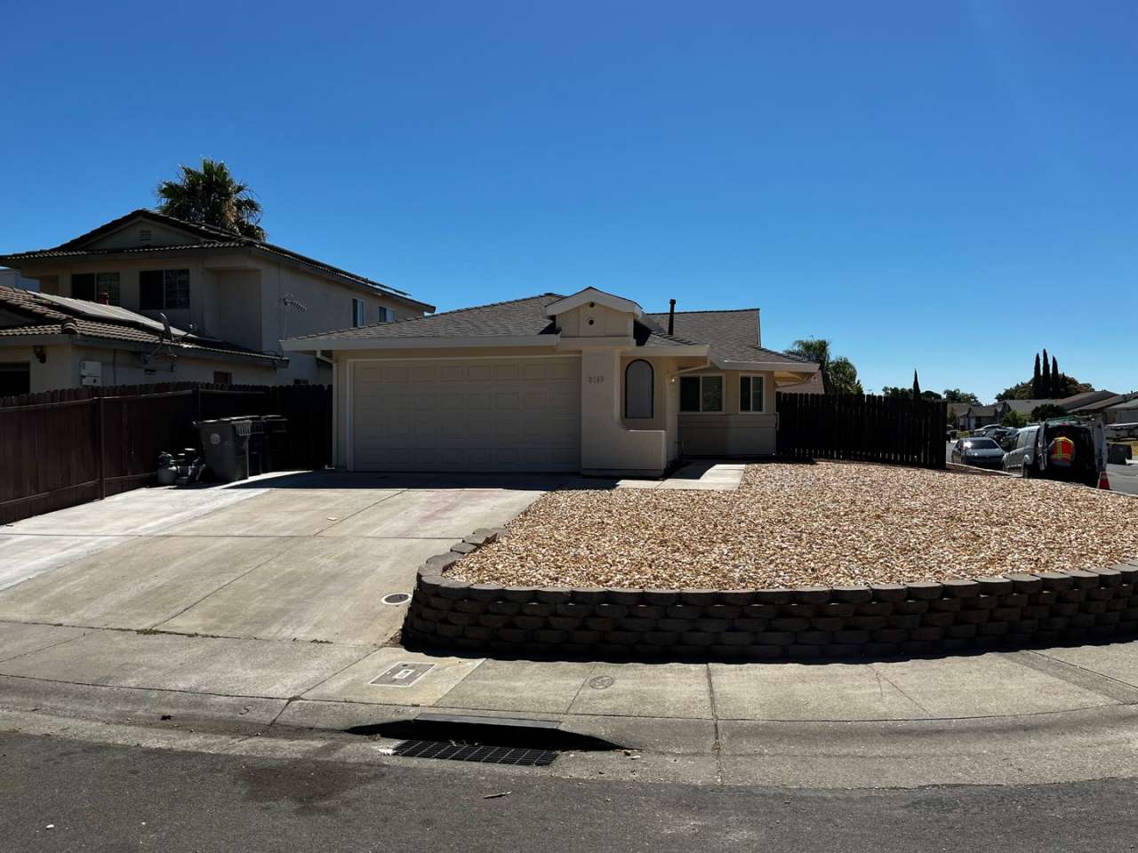 Newly Renovated 2 Bedroom , 1 Bath, 780 Sqft. Sacramento Home for Rent.