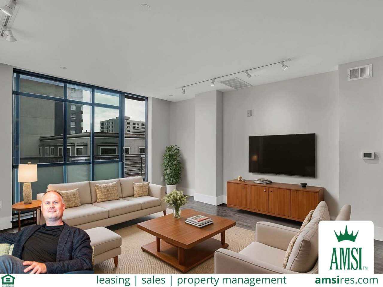 Tasteful and elegant 1br Civic Center apartment with parking, A/C and in-unit laundry!