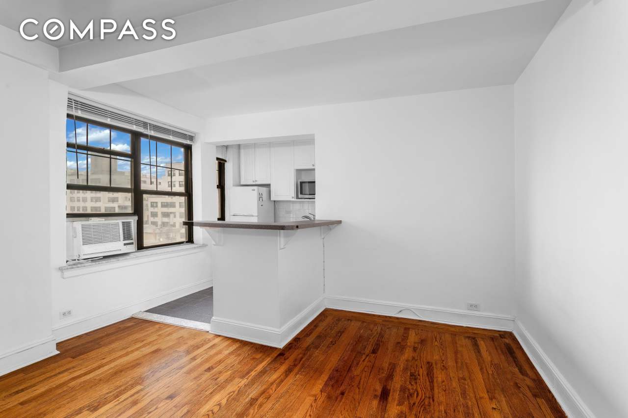 200 East 16th Street