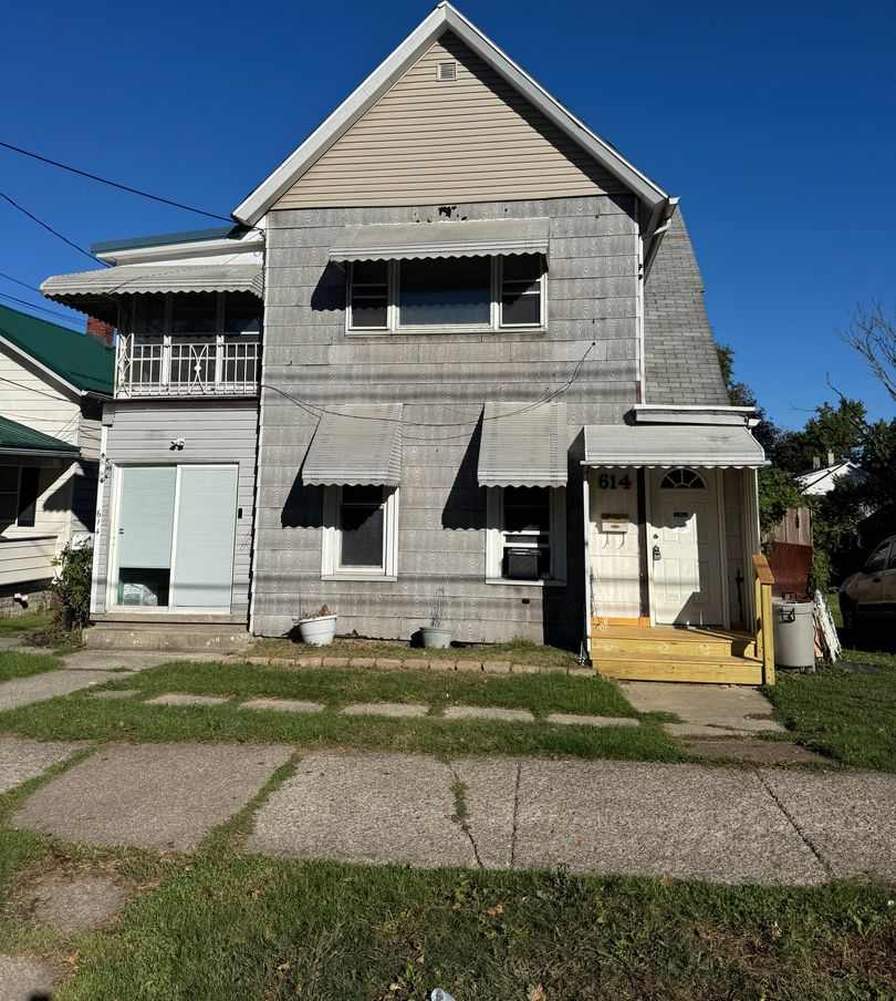 3 bedroom 1 bath unit