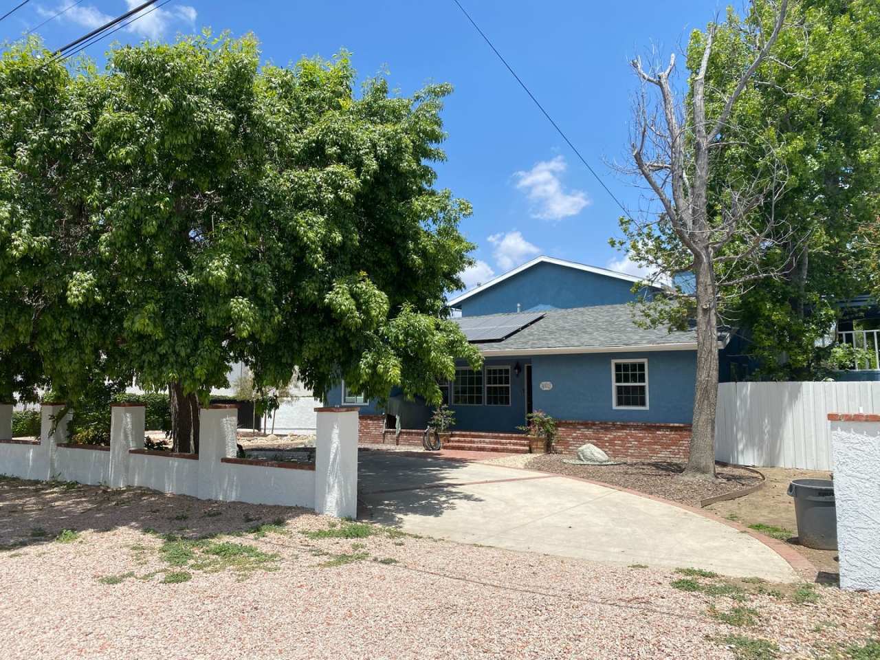 Remodeled 3 bed, 3 bath home on East end of Simi Valley