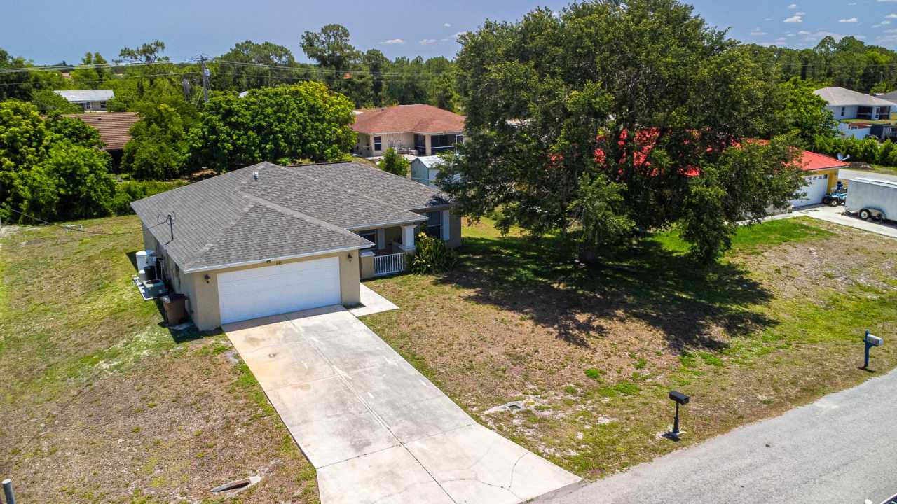 Charming 3 Bedroom 2 Bathroom Home in Lehigh Acres RECENTLY REDUCED!