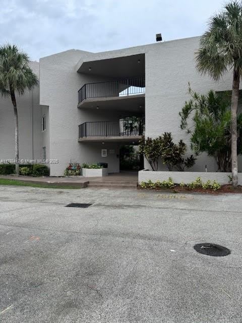 3100 Riverside Dr