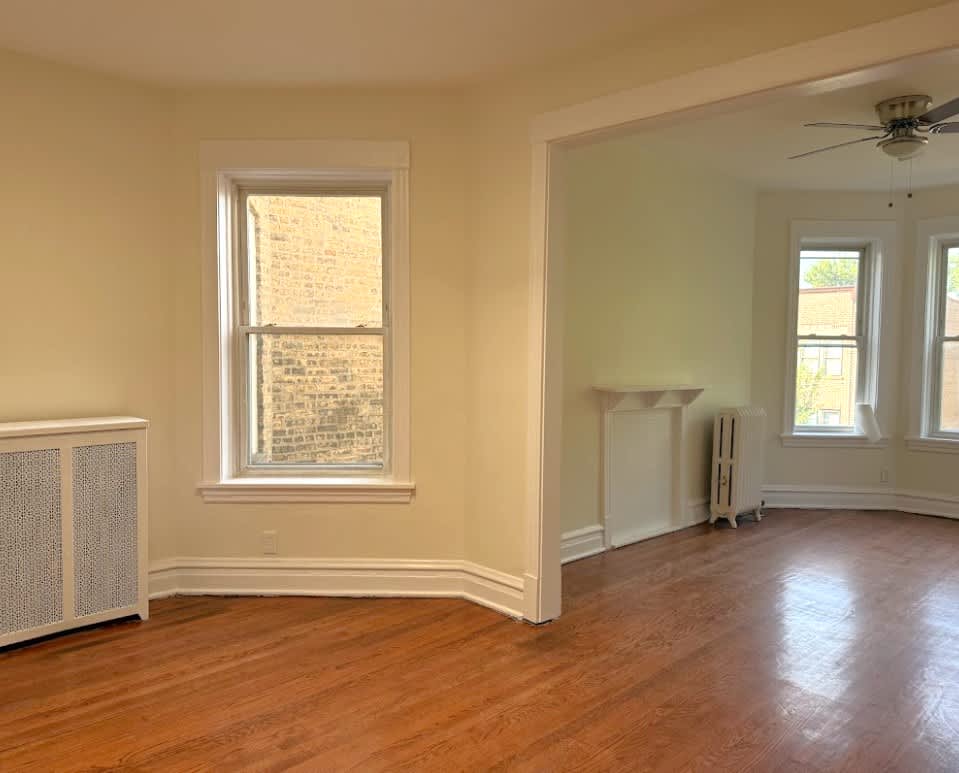 1311 West Foster Avenue - 3