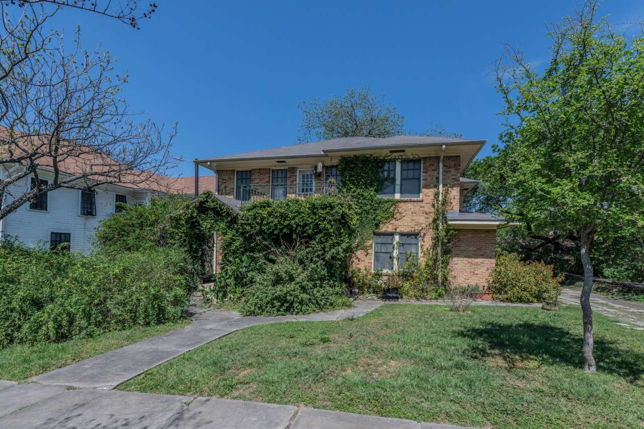 2 bed 1 Bath in Beacon Hill