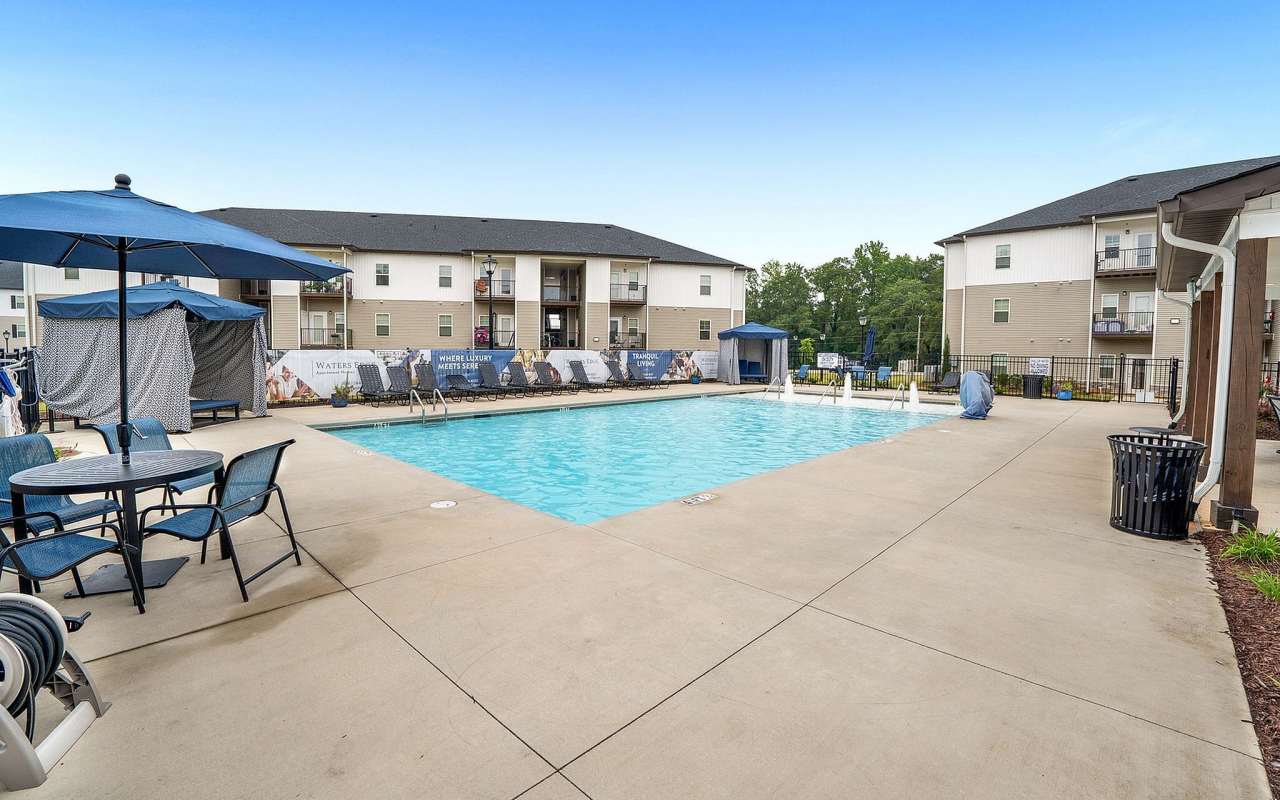 Water's Edge Apartments